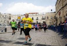 الاحتلال يُغلق شوارع في القدس لتأمين ماراثون تهويدي