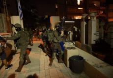 قوات الجيش تبحث عن منفذ عملية تل أبيب