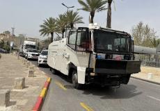 إسرائيل تستنفر بالقرب من باب العامود وتنشر شاحنات ضخ مياه