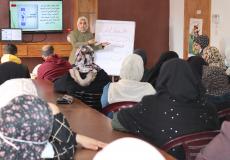 مركز الإعلام المجتمعي يعقد 5 لقاءات للتوعية بعنوان "الحقوق الرقمية، والحماية من العنف الإلكتروني" في محافظة رفح.