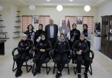 لاعبات نادي المشتل الرياضي في مقر الاتحاد ببلدة الرام