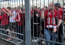 جمهور ليفربول أمام ملعب نهائي دوري أبطال أوروبا.