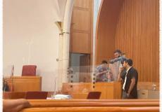 الأسير نائل البرغوثي من داخل المحكمة