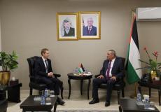 لقاء حسين الشيخ بممثل أيرلندا