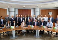 إثمار إنفست تعرض قيم شركة الاتصالات الفلسطينية وأركان العقارية