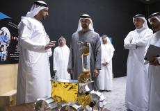 خلال اطلاع رئيس الإمارات محمد بن زايد على مهمة الإمارات