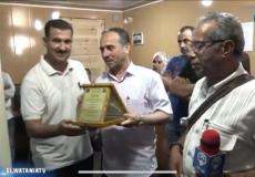 الصحفي خضر الزعنون يحصل على وسام تقدير الاعلام الجزائري