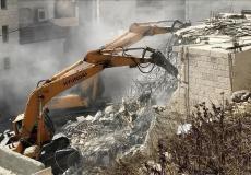 جرافات الاحتلال تهدم منزلًا في القدس