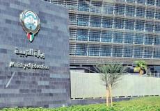 تفاصيل عدد مستحقي الأعمـال الممتازة بالكويت