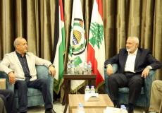 هنية ووفد "حماس" يلتقيان قيادة الشعبية في بيروت