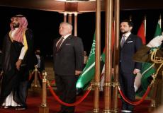 ملك الأردن يعقد مباحثات مع ولي العهد السعودي في قصر الحسينية