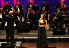 الفنانة المصرية آمال ماهر