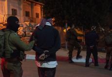 الاحتلال يعتقل مواطنين في الضفة