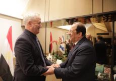 بيني غانتس وزير الجيش الإسرائيلي واللواء عباس كامل رئيس المخابرات المصرية