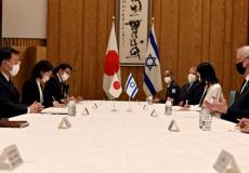 غانتس يصل اليابان لإجراء سلسلة اجتماعات أمنية سياسية