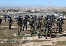 الاحتلال يستولي على6 مركبات بمسافر يطا