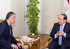 الرئيس المصري مع رئيس البنك المركزي -أرشيف.