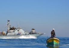 الاحتلال يستهدف مراكب الصيد ويجبرها على مغادرة بحر غزة - ارشيف