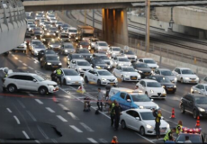 انهيار يتسبب بإغلاق طريق سريع في تل أبيب