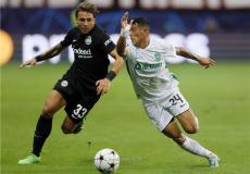 من مباراة فرانكفورت وسبورتينج لشبونة اليوم