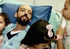 الأسير خليل عواودة علق إضرابه عن الطعام