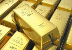 ارتفاع سعر الذهب 0.2% وهبوط الدولار