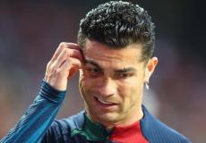 رونالد يطلب مساعدة عالم نفس لتخطي الاكتئاب