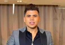 عمر كمال في أول ظهور له بعد عملية زراعة الدقن