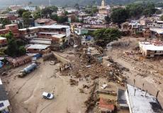 مصرع نحو 100 شخص في الانهيار الأرضي بفنزويلا ويجري البحث عن مفقودين