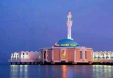 أول مسجد عائم بالعالم في جدة
