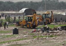 الاحتلال يخطر بوقف البناء في منشأتين زراعيتين بقلقيلية