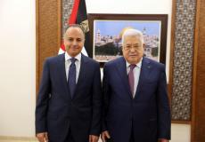 الرئيس عباس مع سفير جمهورية مصر