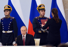 بوتين يوقع قوانين بضم 4 مناطق أوكرانية