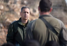 كوخافي اثناء استجوابه للقائد المفصول