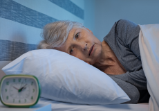 دراسة توضح العلاقة بين النوم لساعات طويلة والإصابة بالخرف