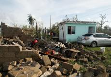 قتيلان وتدمير منازل جرّاء الإعصار روسلين في المكسيك.