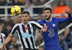 نيوكاسل يسقط تشيلسي بهزيمة جديدة