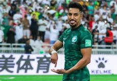 لاعب المنتخب السعودي سالم الدوسري في مباراة السعودية والأرجنتين ضمن بطولة كأس العالم 2022