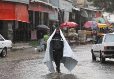 هطول الامطار في قطاع غزة خلال المنخفض الجوي