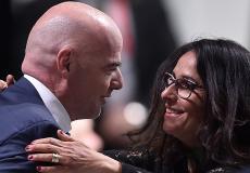 "لينا الأشقر" زوجة رئيس الفيفا توجه رسالة لمنتخب الجزائر قبل كأس العالم 2022