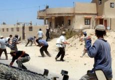 مستوطنون يهاجمون منازل المواطنين الفلسطينيين - أرشيفية
