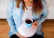 دراسة أمريكية ترصد علاقة بين تناول الحامل للقهوة وطول المولود