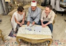 شيرين عبد الوهاب تعلن عودة علاقتها مع حسام حبيب