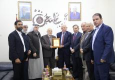 وفد من المجلس التشريعي يزور جامعة غزة