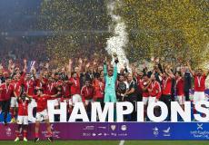 الاهلي يحتفل بلقب السوبر المصري.