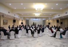 حسين الشيخ خلال لقائه دبلوماسيين من دول العالم