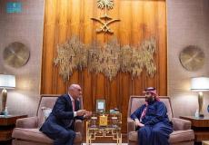 ولي العهد السعودي يستقبل رئيس الوزاراء الأردني