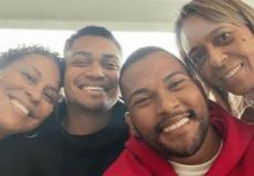 عائلة بيليه داخل المشفي