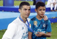 كريستيانو رونالدو ونجله جونيور