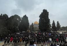 أداء صلاة الجمعة في المسجد الأقصى المبارك